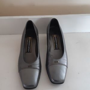 Roberto Capucci Italian Dress Shoes Sz 7  Womens